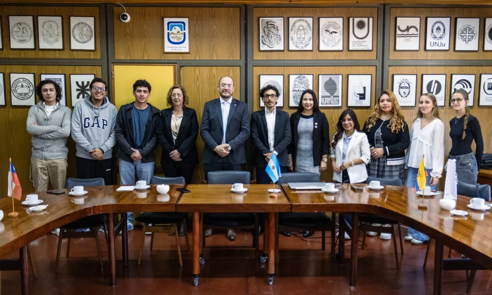 Estudiantes extranjeros eligen la UNSL para su intercambio académico